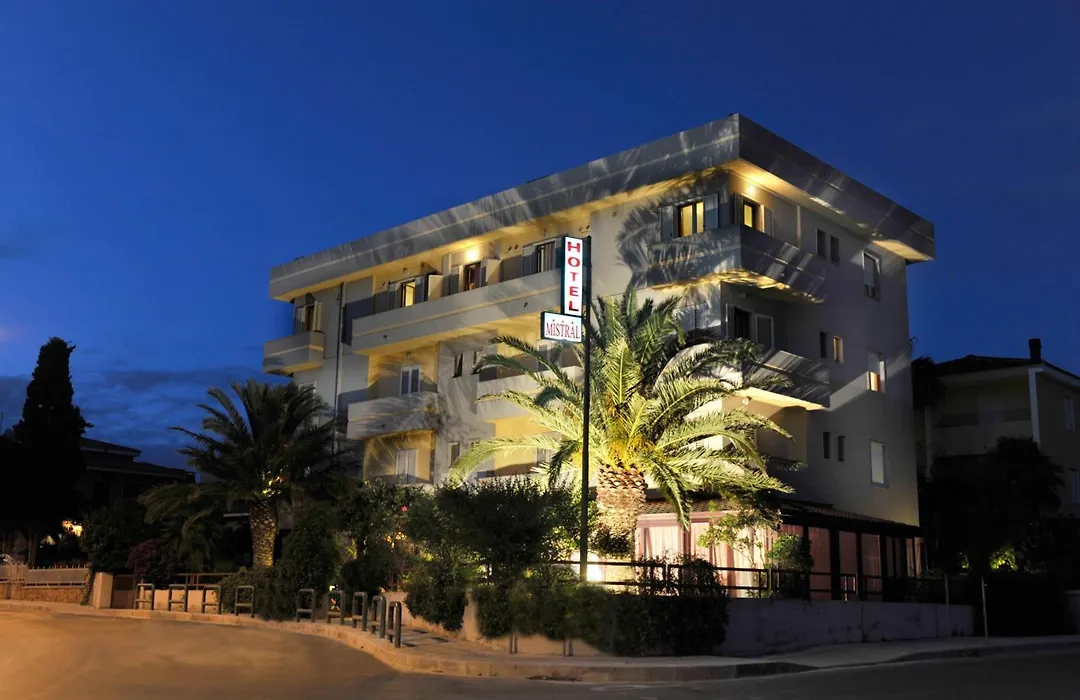 Hotel Mistral-1