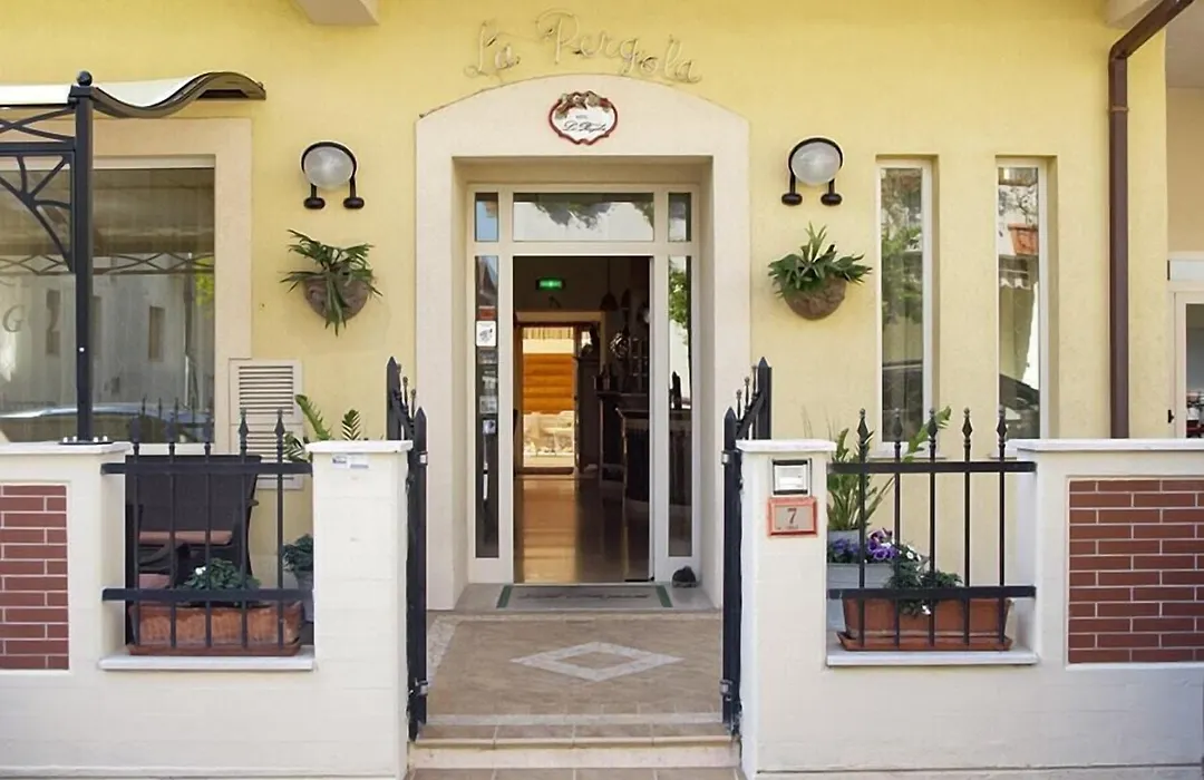 Hotel La Pergola-1
