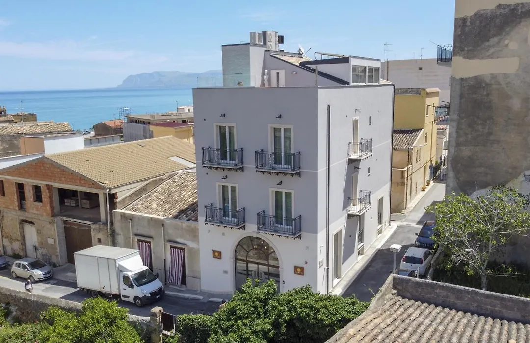 Luxmarì Hotel&Spa-1