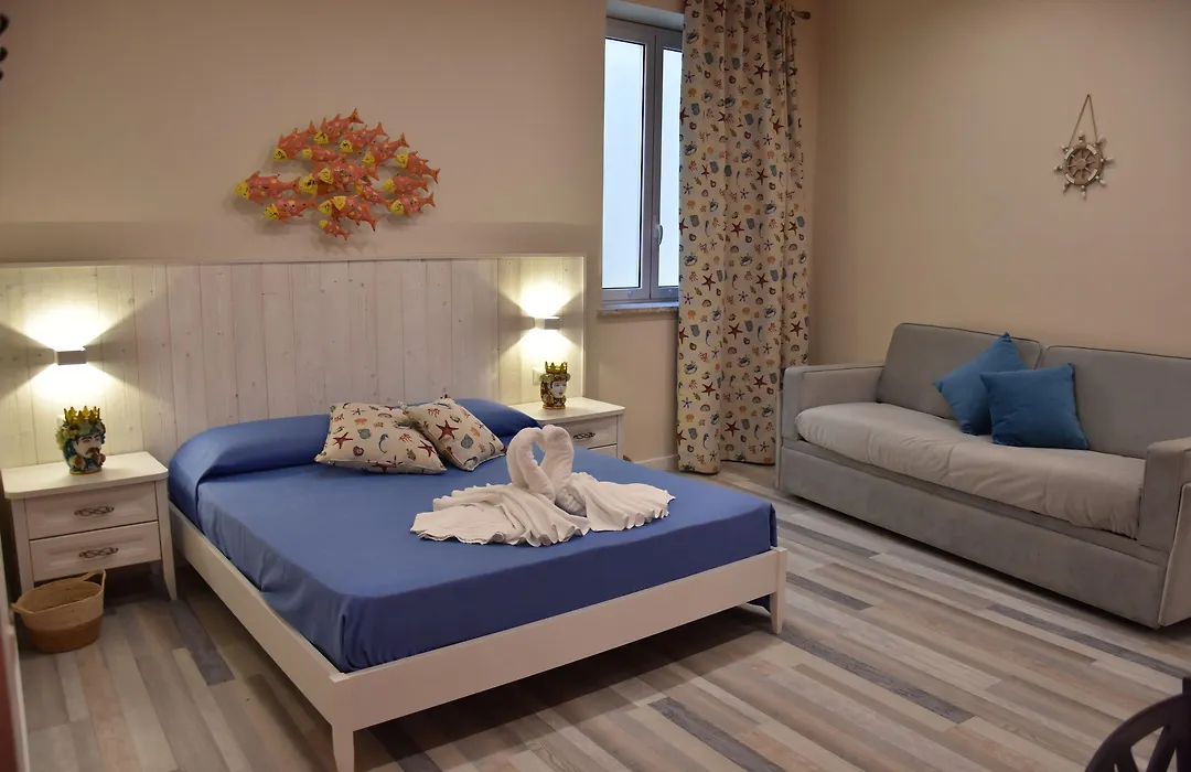 B&B Marina Blu-1