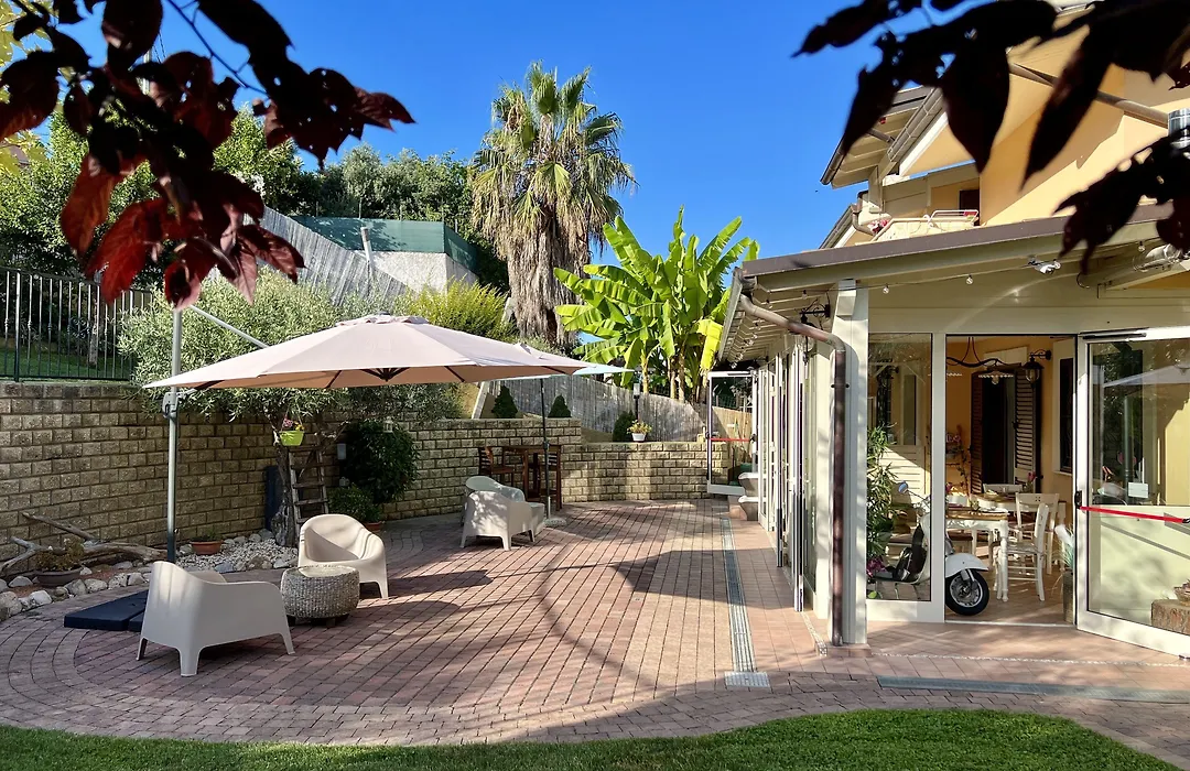 Peperosa in collina, Luxury B&B-1
