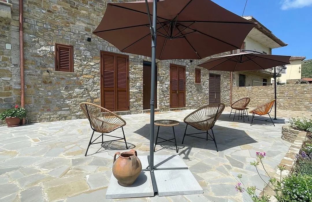 Casale Conti-1