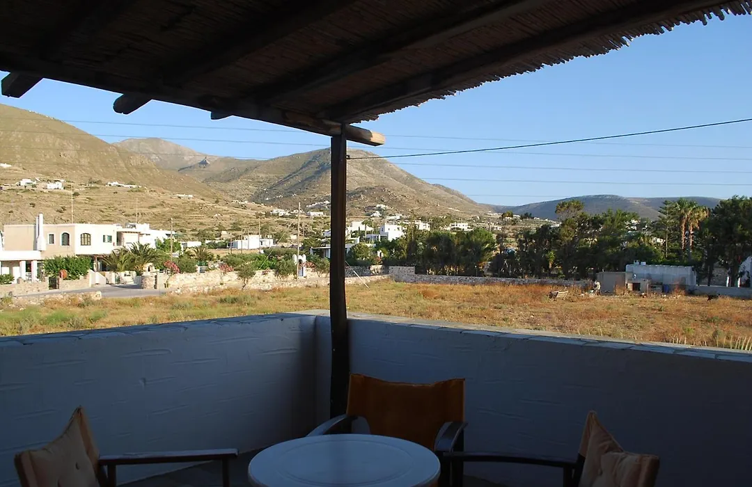 Siroco'S Rooms And Studios-1