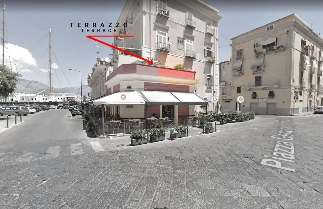 Casa con terrazzo nel centro storico - Casa Gioia-1