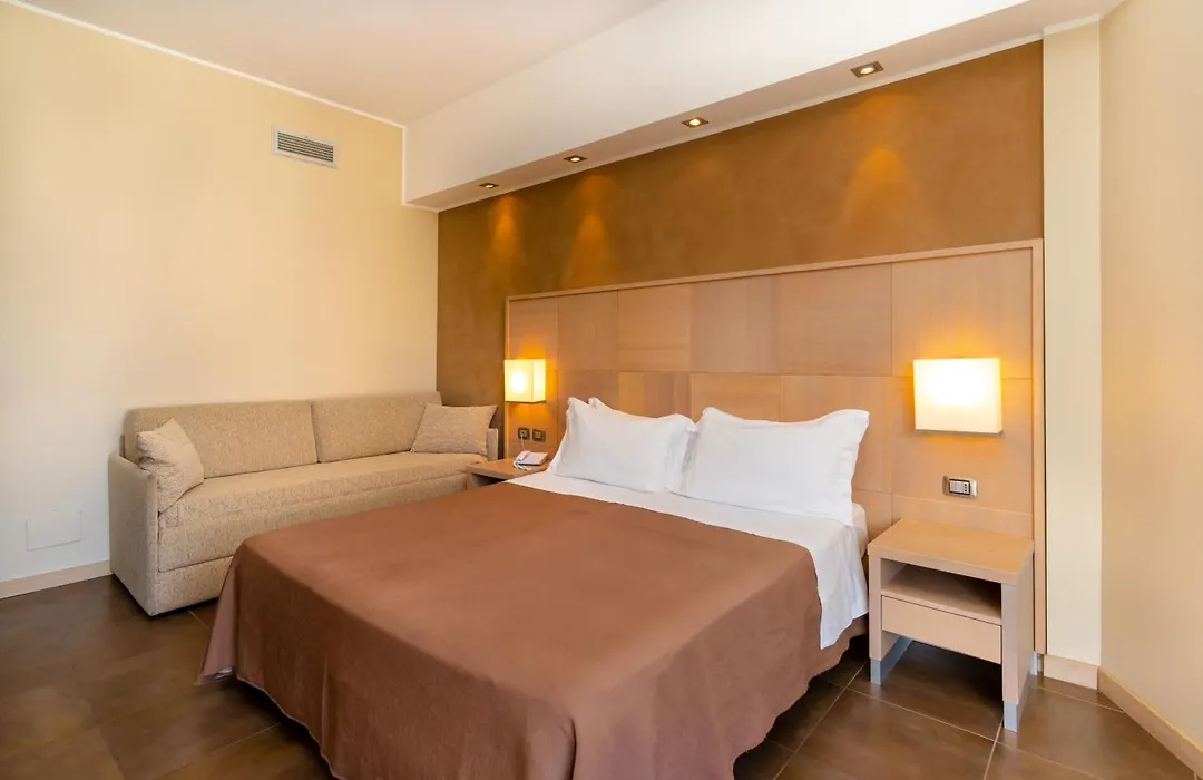 Abruzzo Marina Hotel - Family & Beach Resort-1