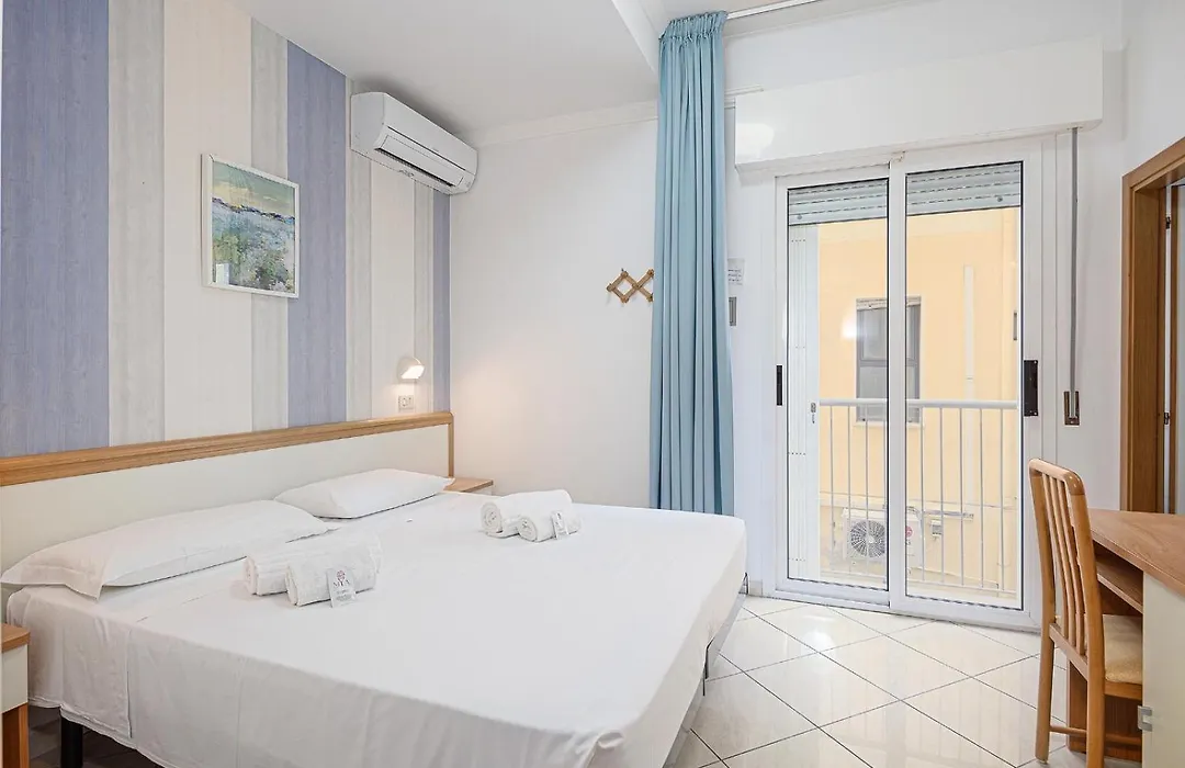 Hotel Blue Ribbon-1