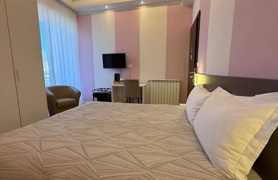 Hotel Regina Margherita-1