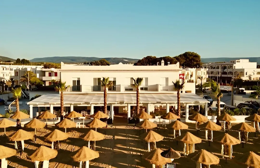 Albergo Diomedee Rooms On The Beach-1