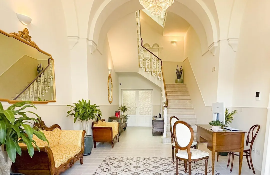 Palazzo Veneziani - Luxury Living in Monopoli-1