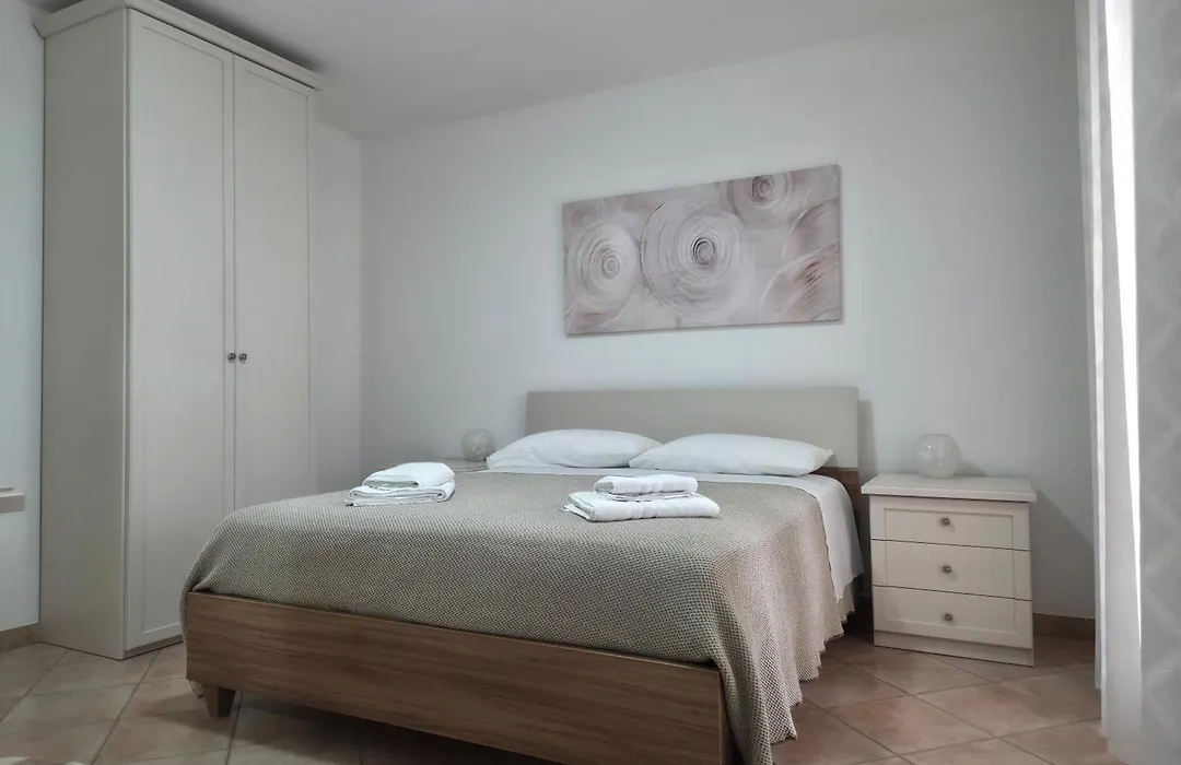 Giada Rooms Porto Cesareo-1