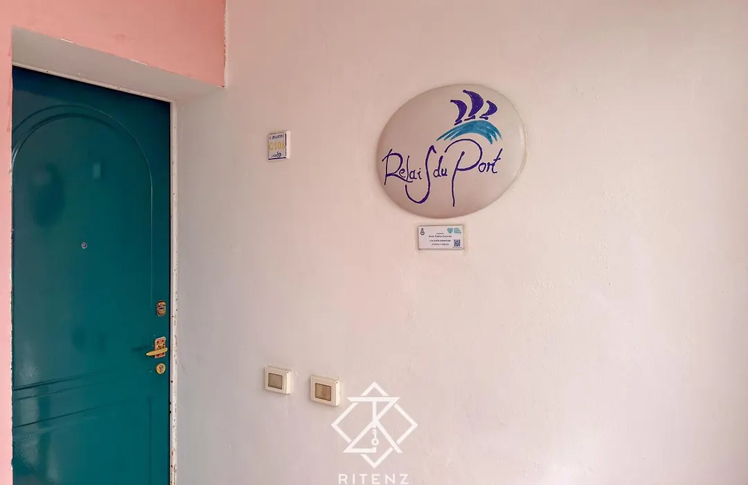 Relais Du Port-1