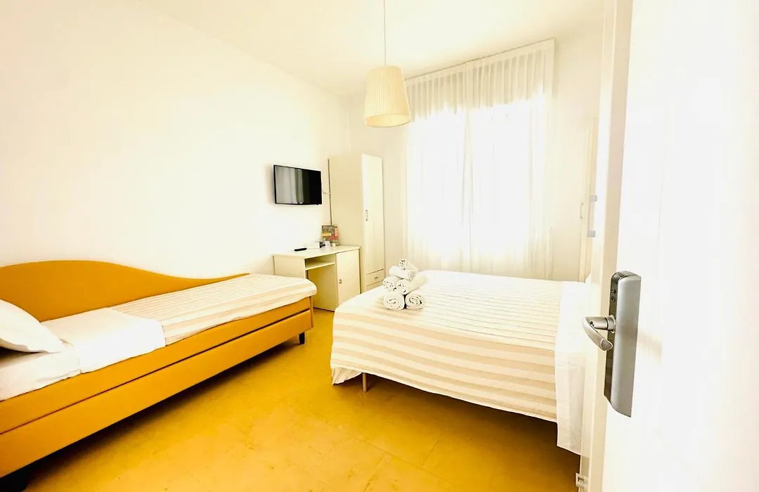 Hotel Solitude-1