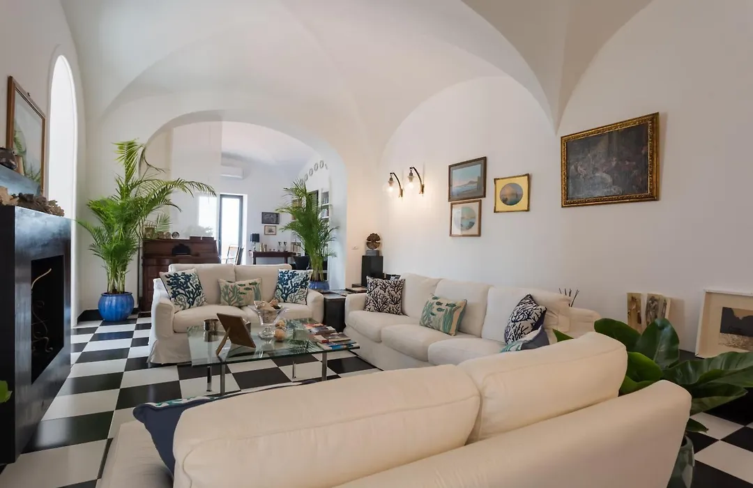 Villa Margi-1