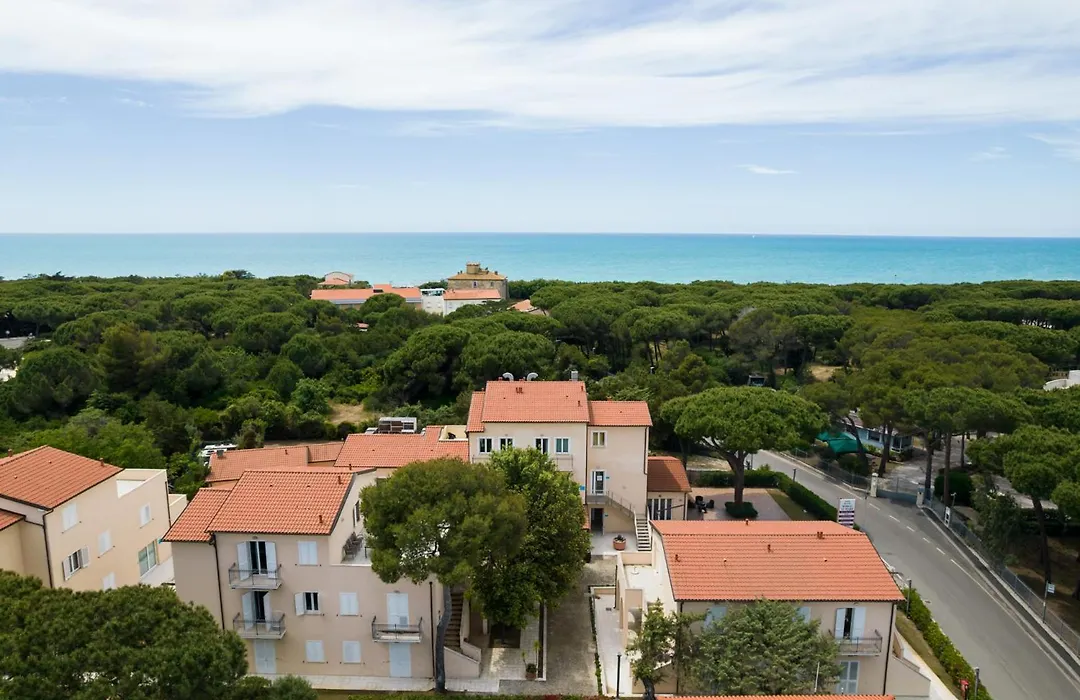 Bolgheri Marina Resort-1