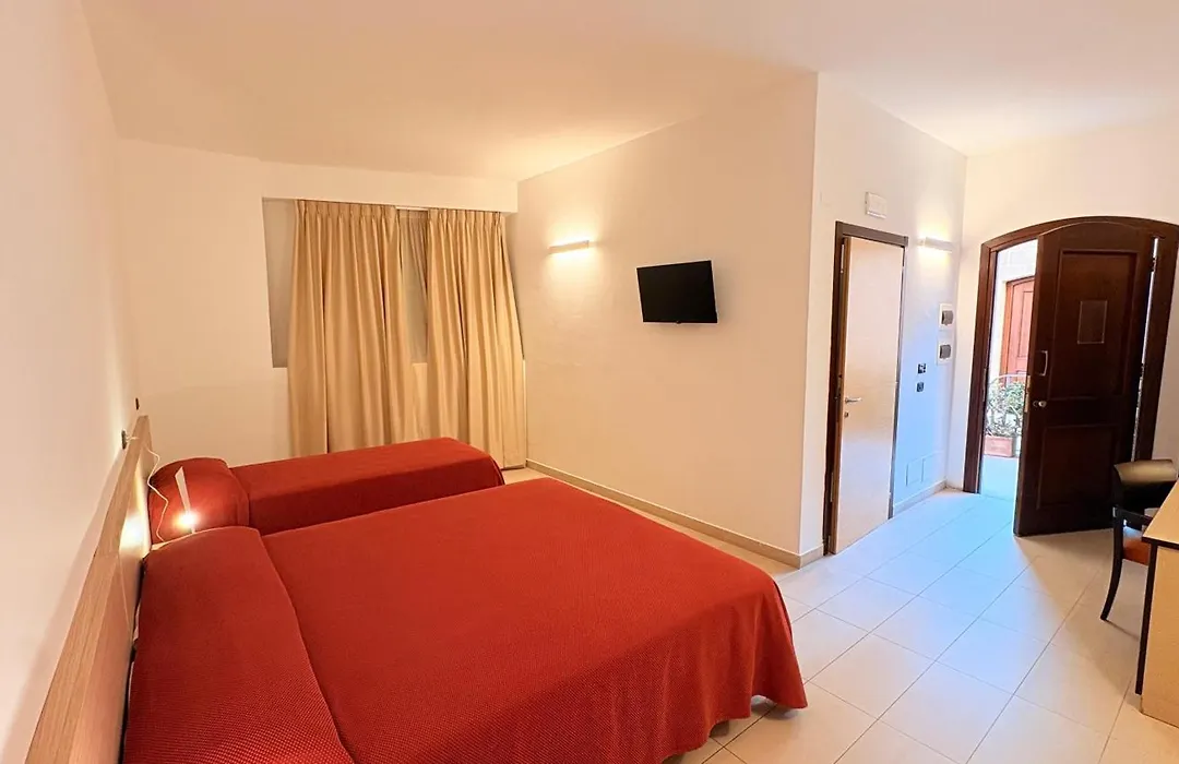 Hotel Il Portico-1