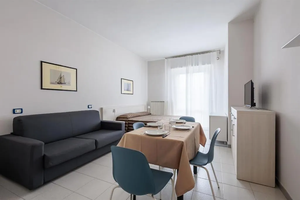 Hotel Residence Mediterraneo-1