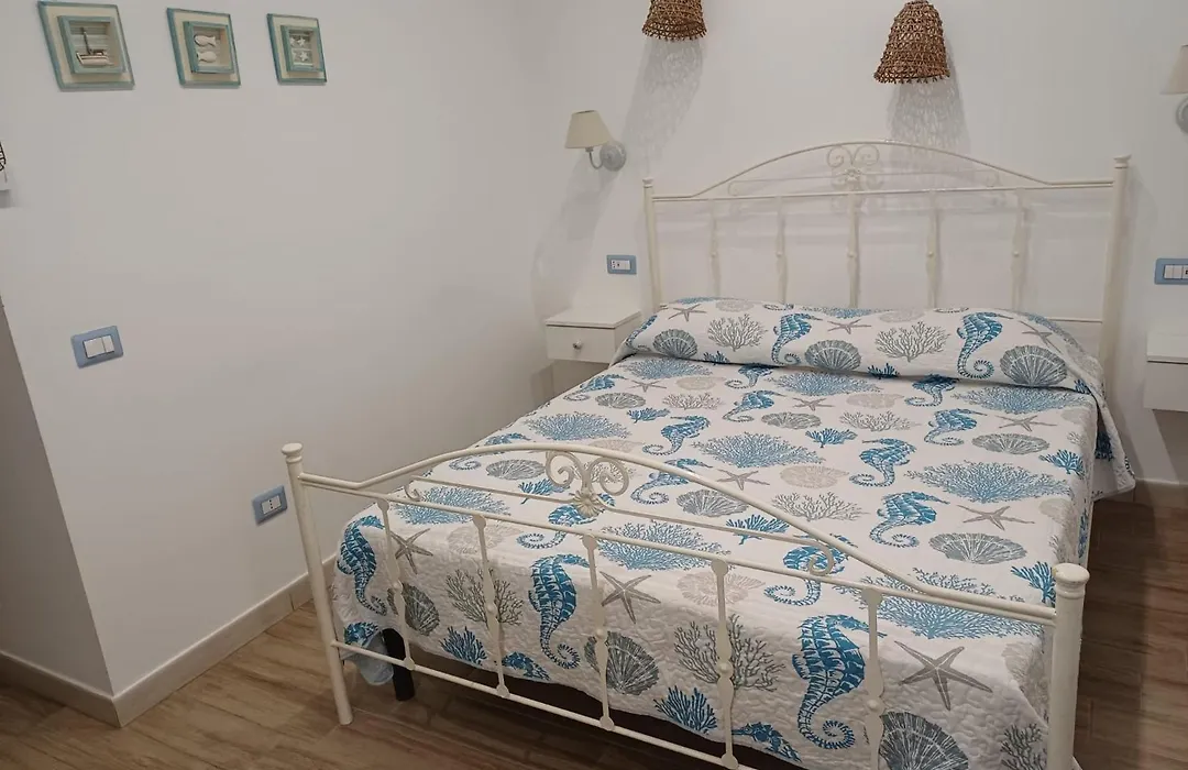 Dafni e Naide Apartment-1