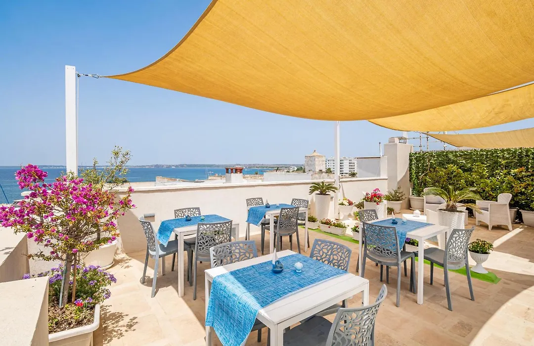 Dei Del Mare Boutique Rooms-1