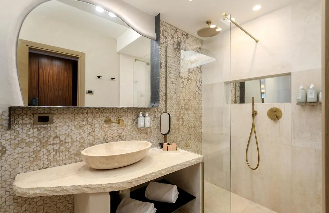 Hotel Delle Rose A Luxury Boutique Hotel-1