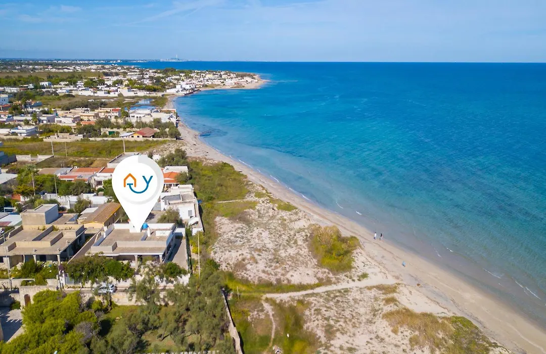Villa Dei Fanti - Beachfront Villa with Garden - Happy Rentals-1