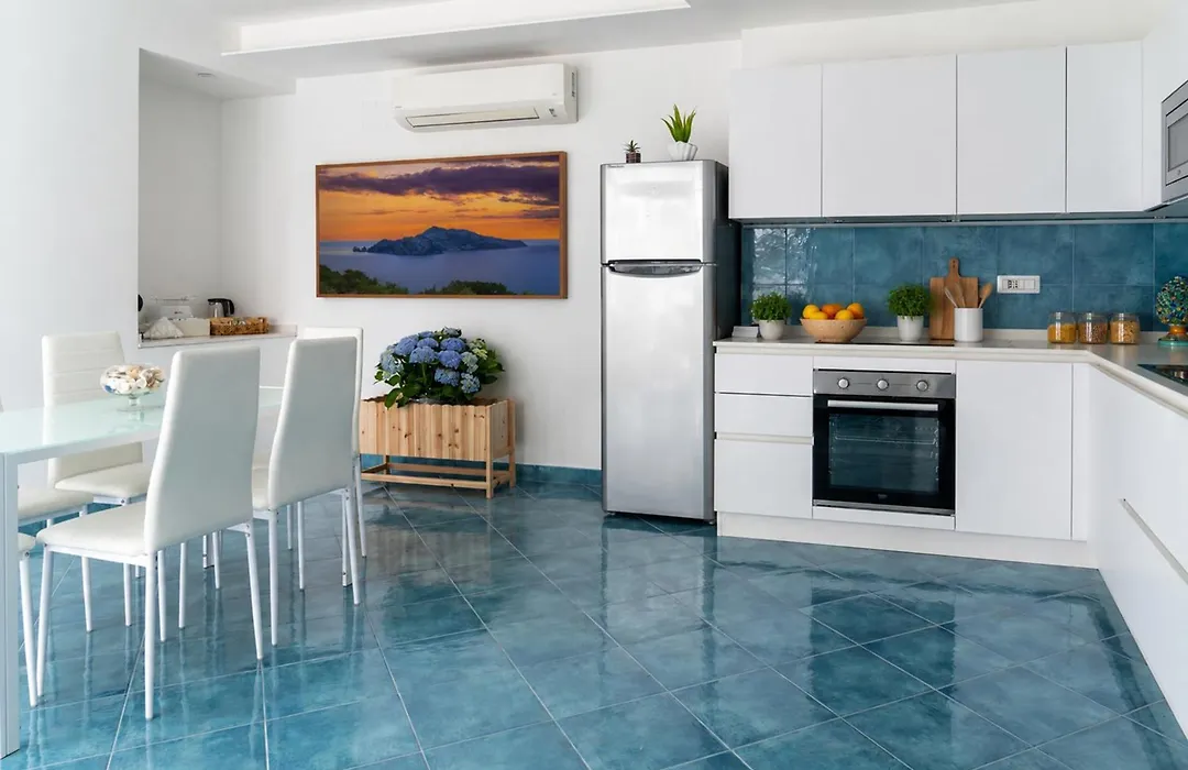 De Vivo Realty - La Perla Blu-1