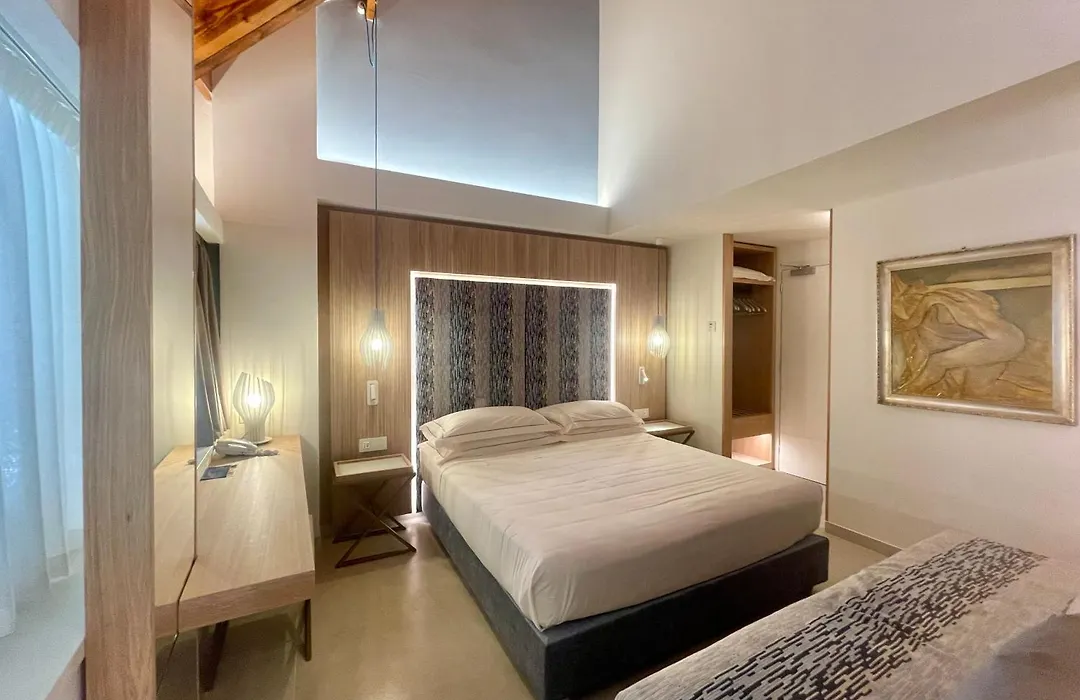 Hotel La Bussola - Beach&Golf-1