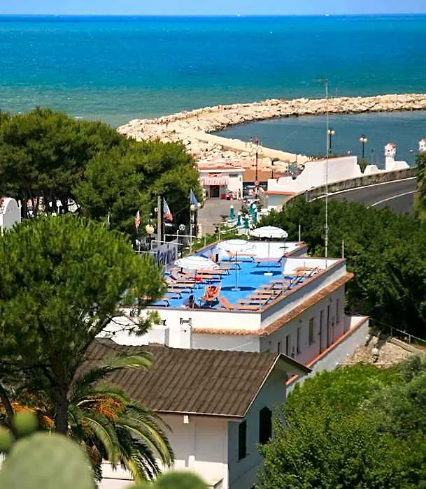 Residence&Bed e Breakfast AlaMarina-1