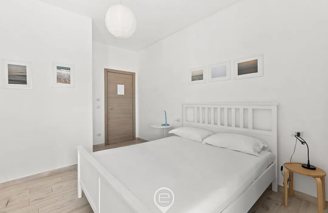 La camera chiara - Elegant Suites-1