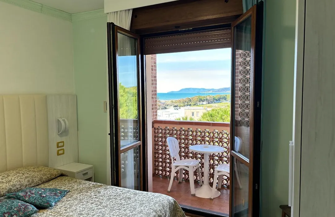 Hotel Ariston-1