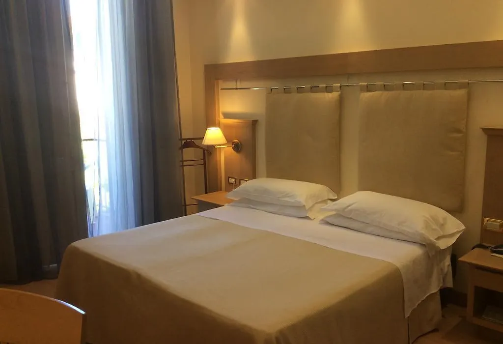 Hotel Vienna Touring-1