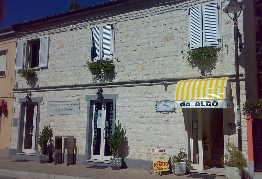 Camere Da Aldo in centro Sirolo-1