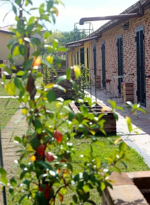 Agriturismo Sentiero delle Fiabe-1