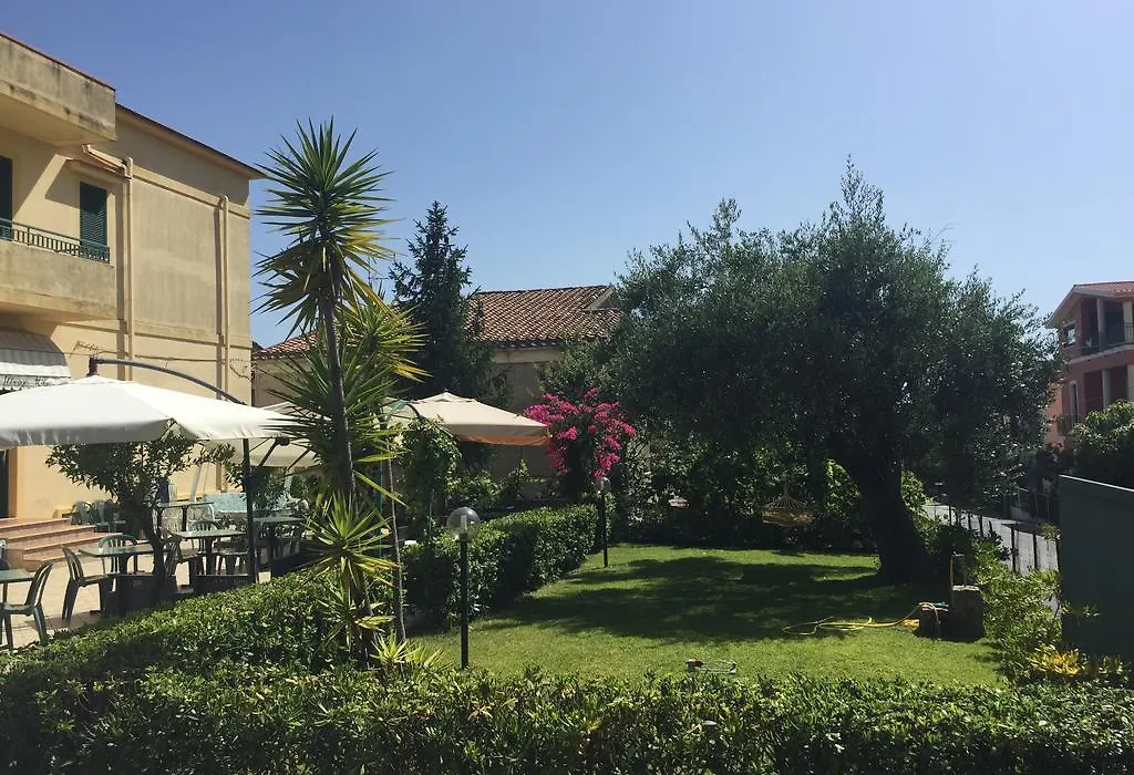 Albergo Marla-1