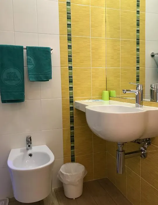 Hotel Vienna-1