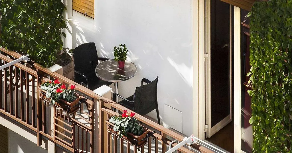 Solaris B&B-1