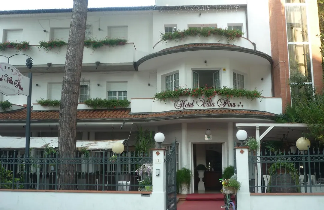 Hotel Villa Pina-1