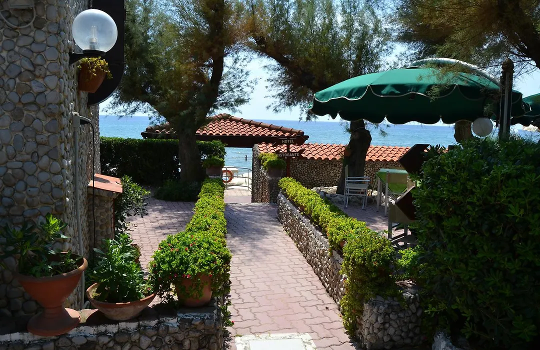 Hotel La Nave-1