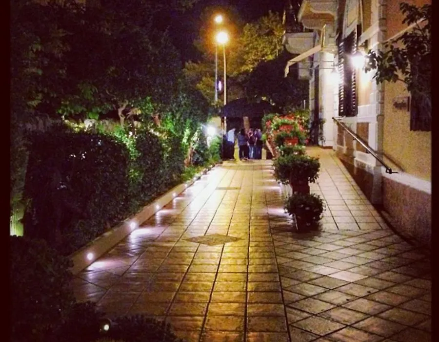 Hotel Villa Esperia-1