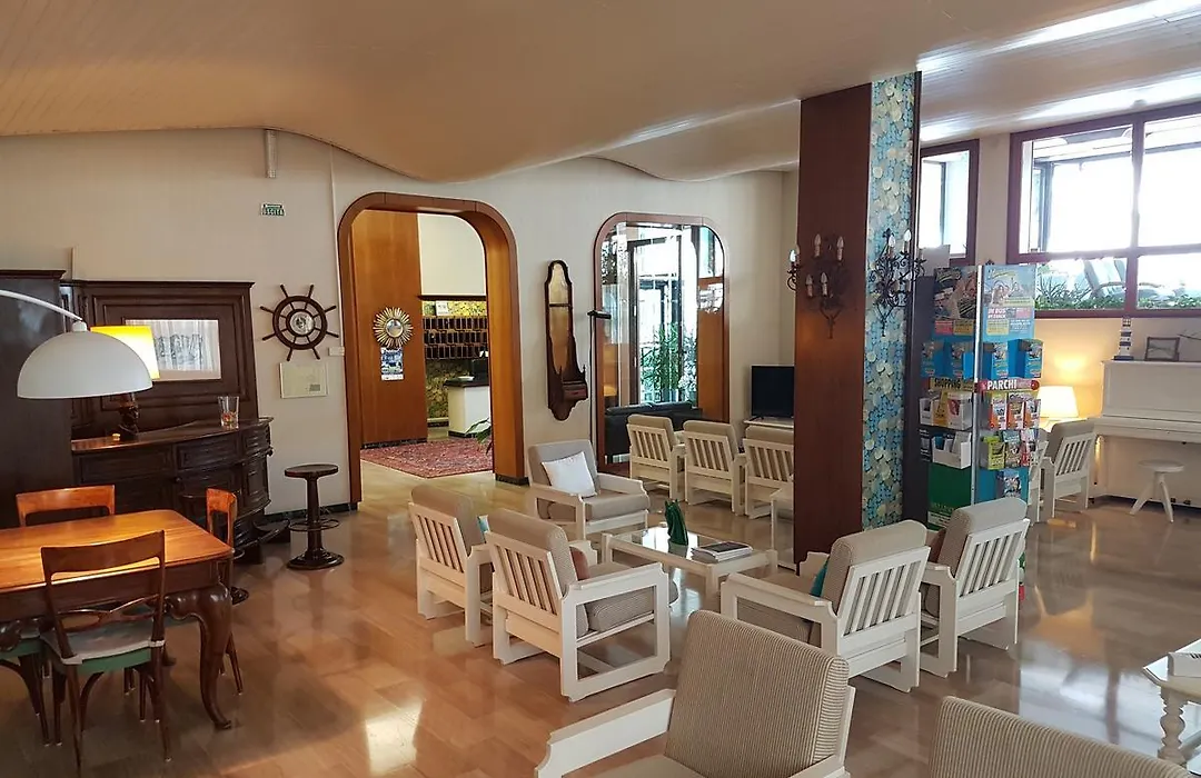 Hotel Residence Adriana-1