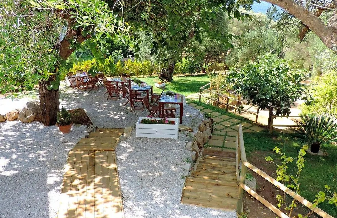 Mediterraneo Rooms-1