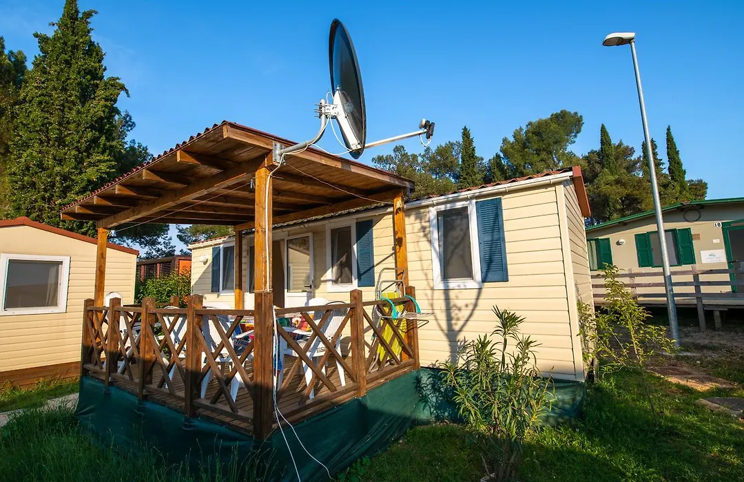 Camping Media Mobile Homes In Brioni Sunny Camping-1