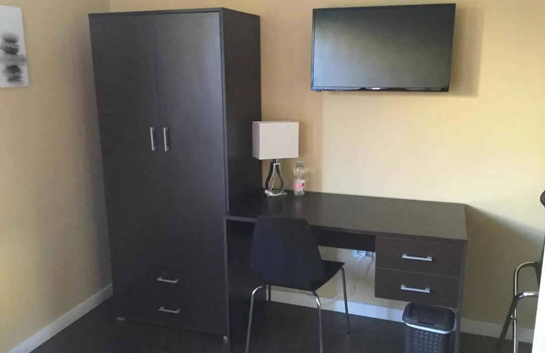 Domus Corso Umberto 18 B&B-1