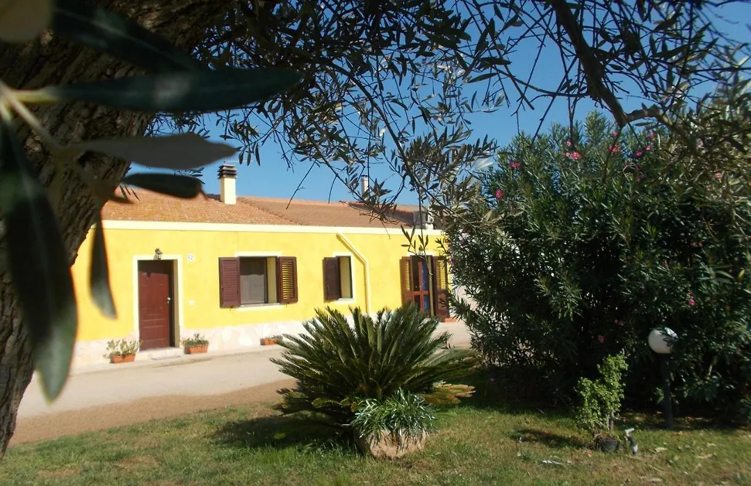 Agriturismo Ezzi Mannu-1