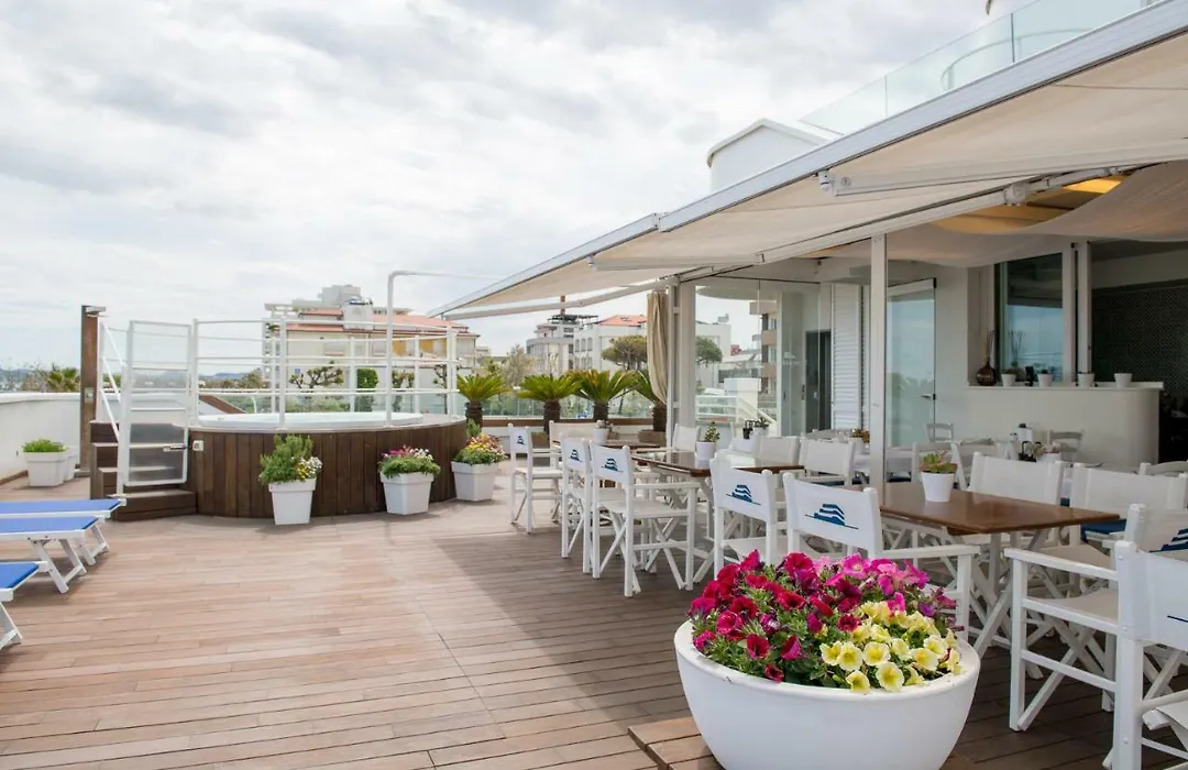 T-Suite Hotel-1