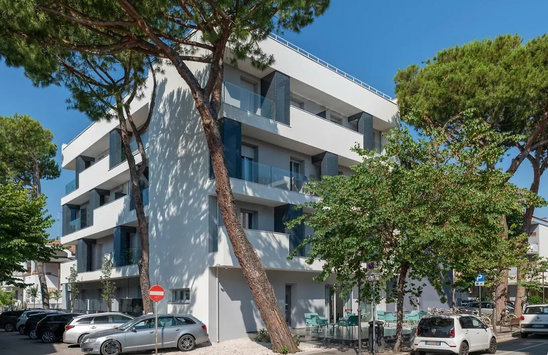 Residence Filmare-1
