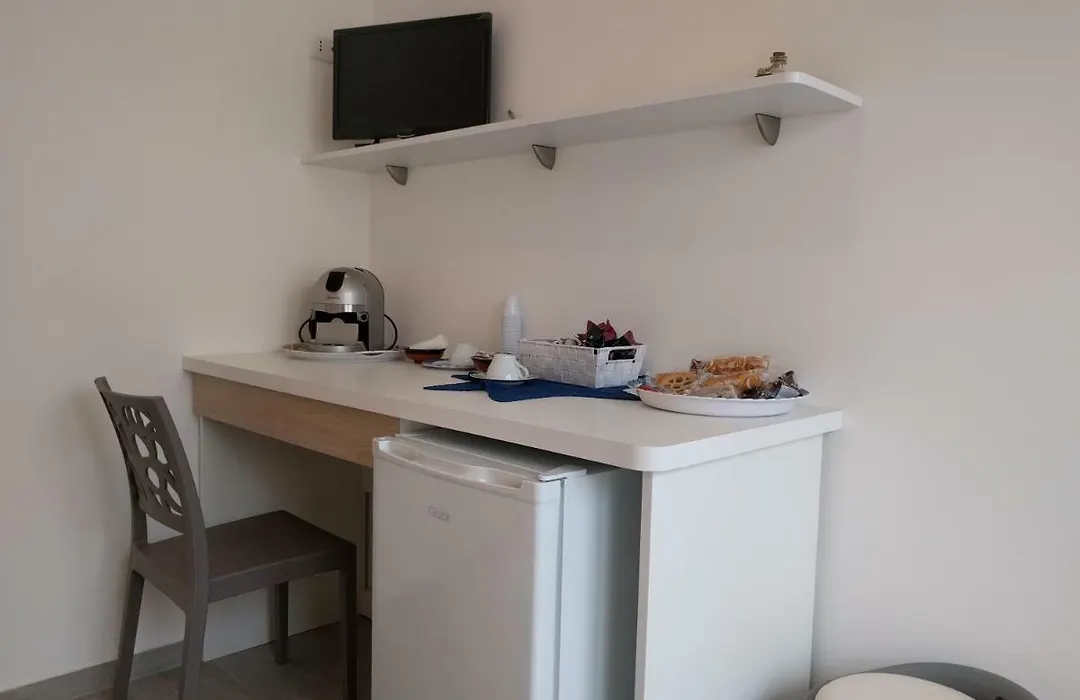 Camere Mare Manu-1