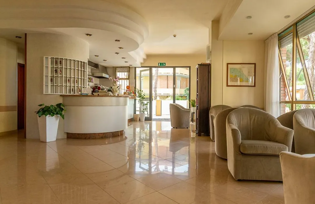 Hotel Ascot-1