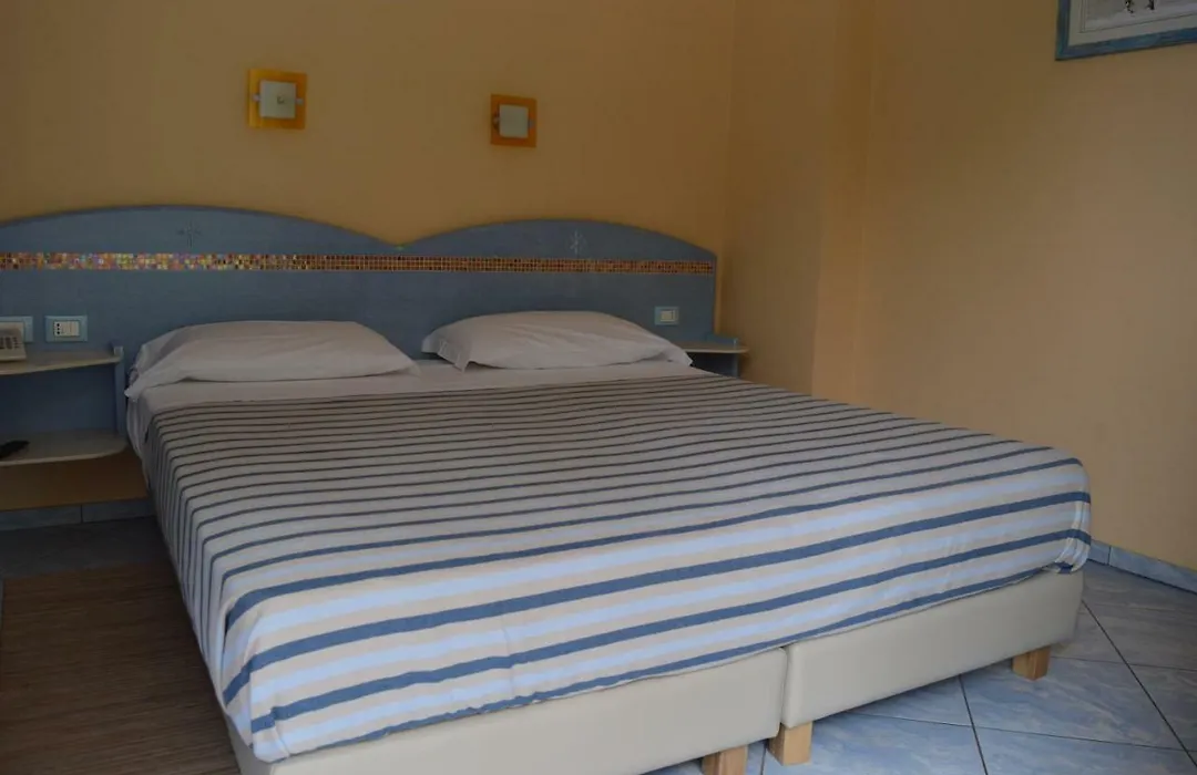 Hotel Chentu Lunas-1