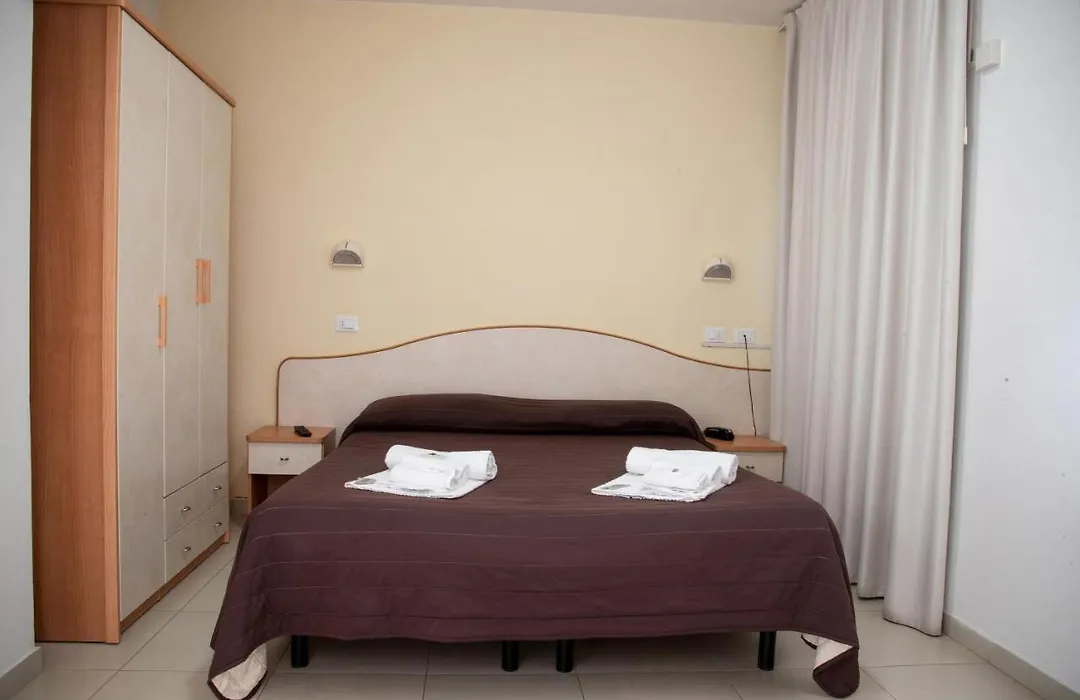 Hotel Vela D'Oro-1