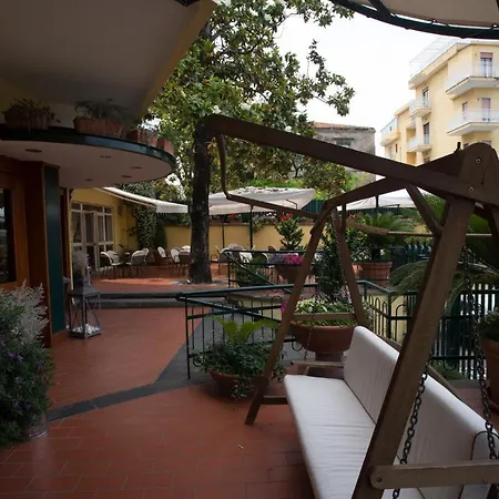 Hotel Villa Serena-2